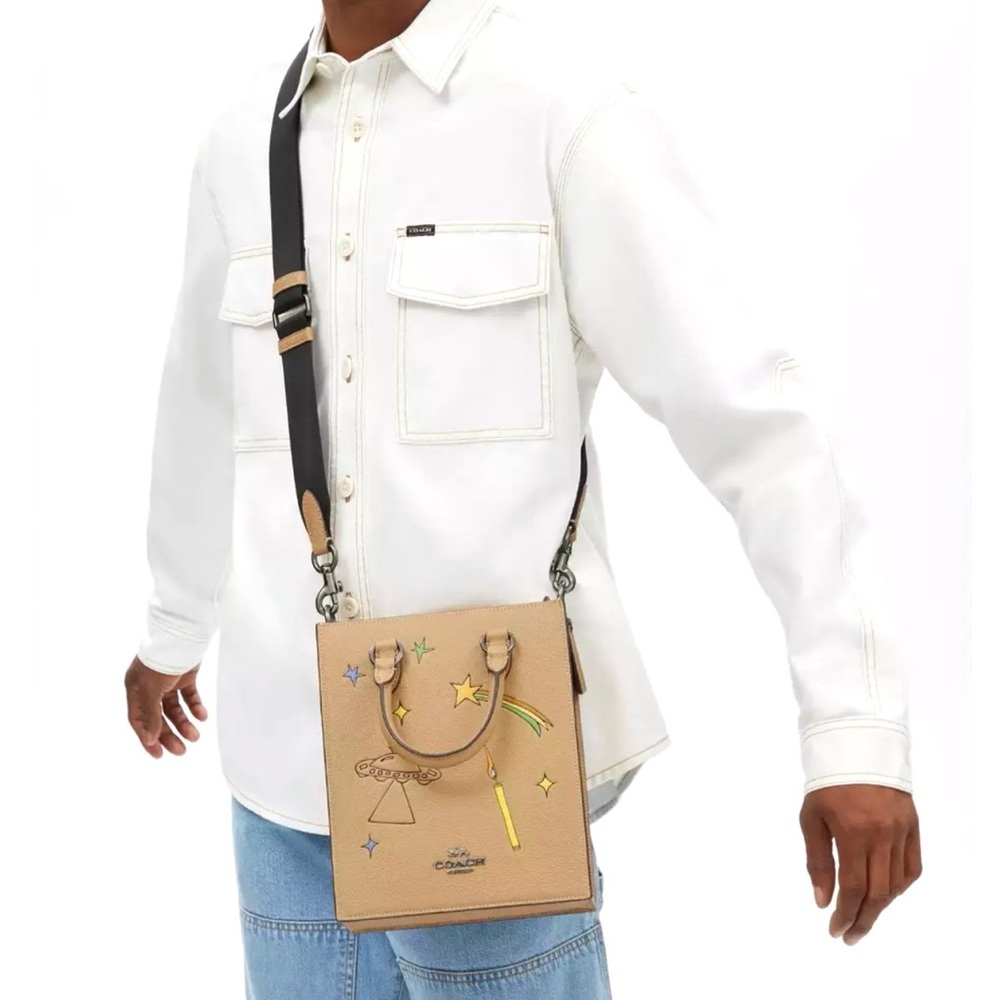 Coach X Special Edition Observed By Us Dylan Leather Tote w/Gunmetal - Picture 13 of 16